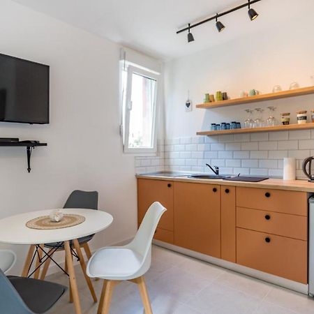 Cozy Apartment, 10 Minutes Walking Distance From The Old Town Котор Екстериор снимка