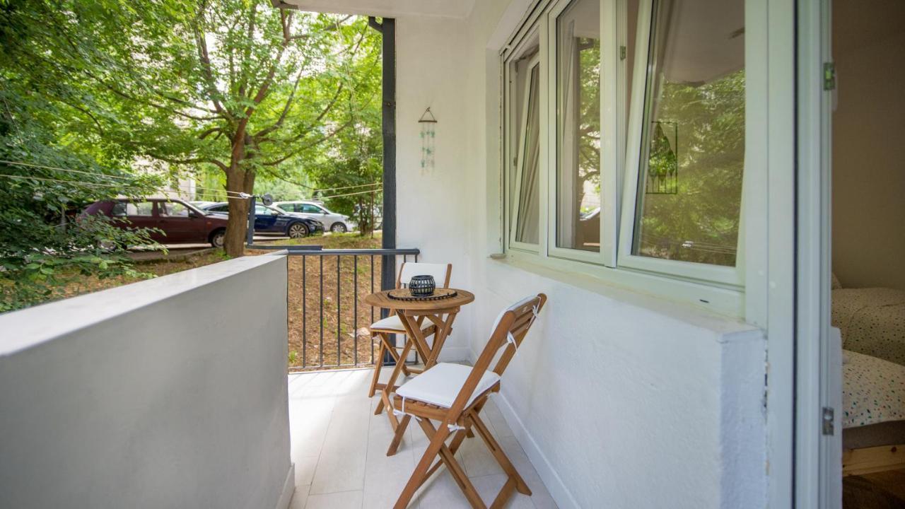 Cozy Apartment, 10 Minutes Walking Distance From The Old Town Котор Екстериор снимка